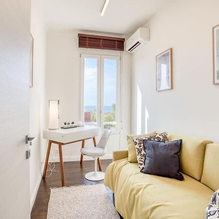 #24 Marie-Claire Suite Sea View/Balcony/Ac/5Min Port Villefranche-sur-Mer Kültér fotó