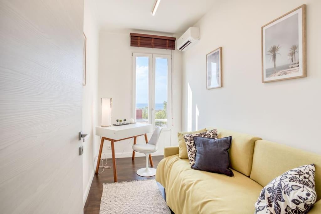 #24 Marie-Claire Suite Sea View/Balcony/Ac/5Min Port Villefranche-sur-Mer Kültér fotó