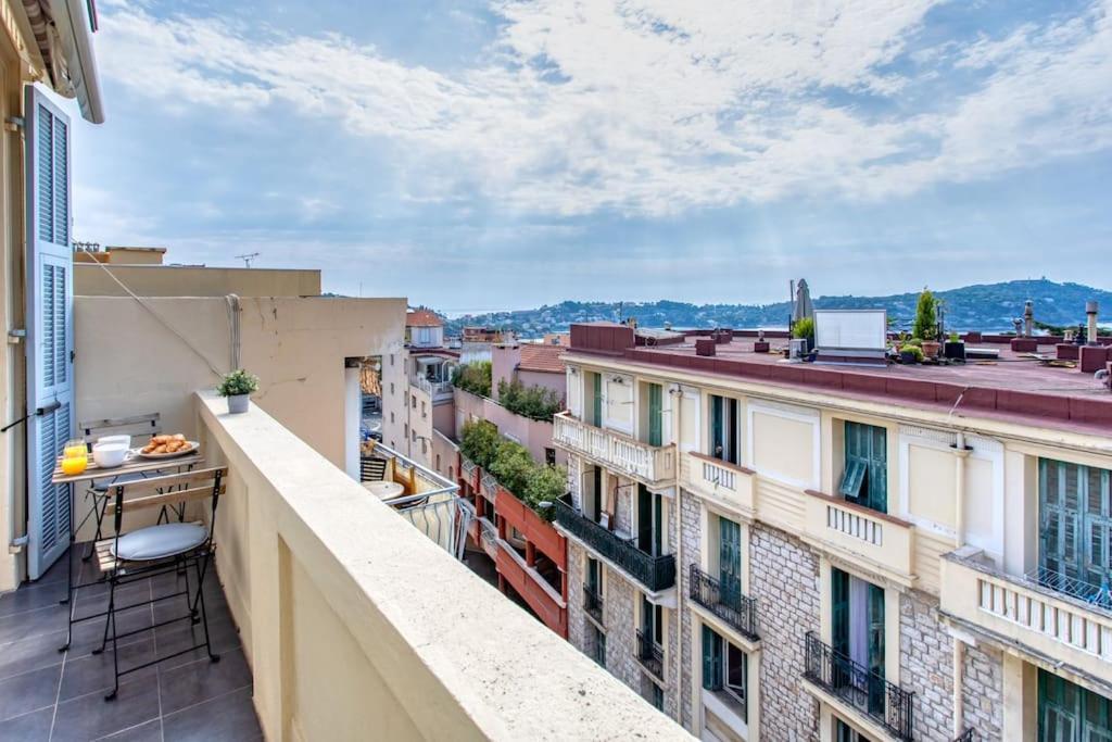 #24 Marie-Claire Suite Sea View/Balcony/Ac/5Min Port Villefranche-sur-Mer Kültér fotó