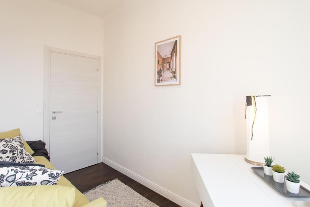 #24 Marie-Claire Suite Sea View/Balcony/Ac/5Min Port Villefranche-sur-Mer Kültér fotó